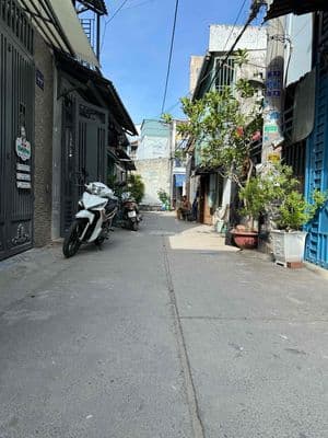 Vị trí đẹp - Hẻm xe hơi, nhà mới keng siu chắc ngay Bình Tân - 40m2(