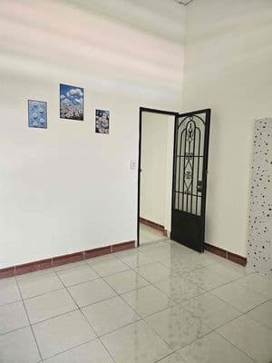 Cho thuê nhà 40m2 - 2 phòng - giá rẻ hẻm 1396 Lê Đức Thọ