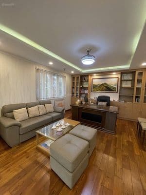 Bt sân vườn villa park q9 - đơn lập 300m2 -4 tầng full nt có thang máy