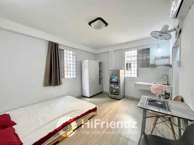 STUDIO cửa sổ trời sạch sẽ | đi bộ qua đại học Sài Gòn, Sư Phạm