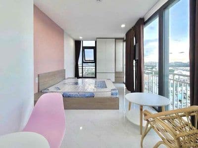 Ch studio giáp nguyễn tất thành, tôn đức thắng, rmit, sc vivo