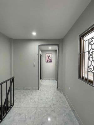 Ngay Tân Hoà Đông - Nhà mới keng 2 tầng đẹp mê ly - chỉ 2 tỷ nhĩnh