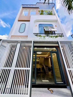 Nhà 2 Lầu Mới, Có Nội Thất, Hẻm 4M, ngay Hà Huy Giáp, Quận 12