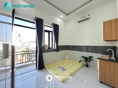 Căn Hộ đầy đủ nội thất có ban công - máy giặt riêng gần Aeon Bình Tân