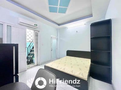 Căn Hộ đầy đủ nội thất có ban công gần Aeon Bình Tân - Giáp Quận 6