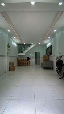 Mặt tiền đường đội cung