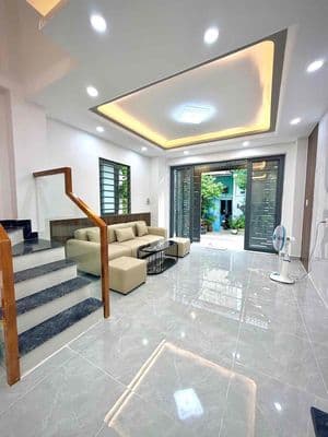 Chỉ 3t450. dt 4x11m. 2 tầng. 5m thông. hương lộ 2. lê văn quới.q.b.tân