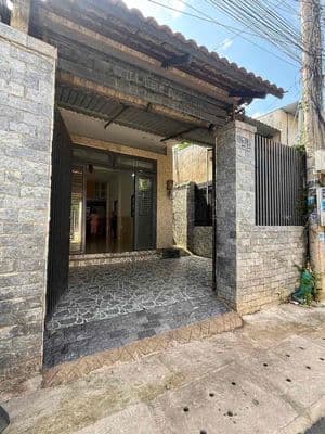 Nhà C4-sổ nhà y hình 5,3x16 TC 63,2m2 hẻm xe hơi sát Phan Đăng Lưu
