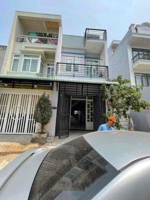 Cho thuê nhà 1 trệt 1 lầu hẻm xe hơi đường số 6 Nguyễn Duy Trinh