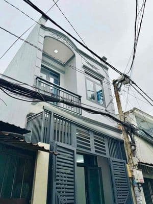 Gấp chỉ 4.45 tỷ 4*10m -2 tầng - hẻm 4m phạm văn bạch - p15- tân bình