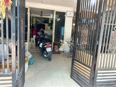 Cho thuê mặt bẳng hẻm thông