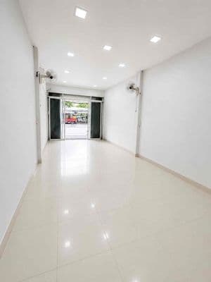 Cho thuê nhà nguyên căn ,nhà cấp 4 mặt tiền lâm văn bền , vị trí kd