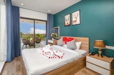 Tòa KS 2mt ngay công viên Hồ Nghinh - 12 phòng lưu trú giá 90tr/tháng