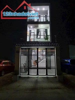 Nhà nguyên căn cho thuê tại đường số 10 Linh Xuân Thủ Đức TPHCM.