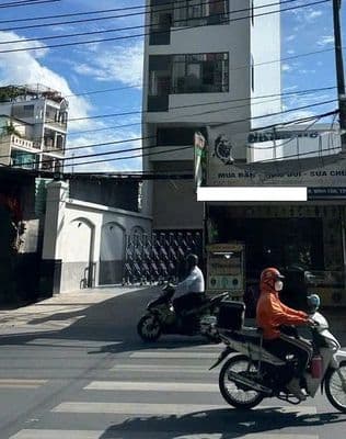 Cho thuê nhà mặt tiền đường hương lộ 3 dt 5,3x31m 3l có thang máy