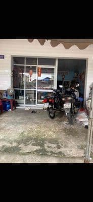 bán nhà ngay mặt tiền chợ đức hoà