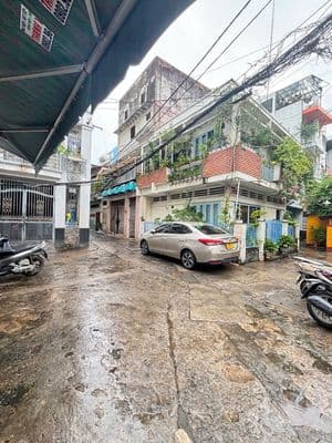 Bán nhà hẻm xe hơi sát mặt tiền ngay Chợ Bà Chiểu - 90m² nở hậu 8.7 tỷ