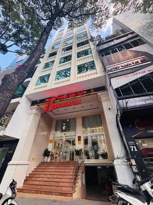 Cho thuê Tòa nhà 69-69A đường 3/2, P. 11, Quận 10, 300 triệu/ tháng