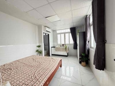 Studio cửa sổ thoáng máy lạnh ngay lotte ở liền