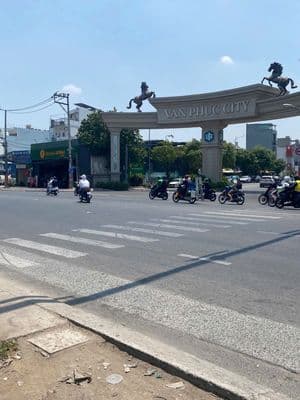 Đất hẻm xe hơi 75m2 Khu Phân lô, Gần Vạn Phúc, Sổ riêng, Hơn 5 tỷ