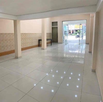 Cho thuê MB mặt tiền Trường Sơn kế Sân Bay - Ngang 5.7m - DTSD 140m2