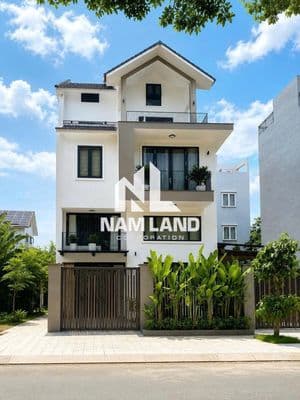 Nhà Cho Thuê Trệt 210m2 Trệt 3 Lầu Sàn Trống KDC Yên Tĩnh Giá 25TR