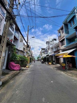 bán nhà mặt tiền Phùng Tá Chu quận Bình Tân