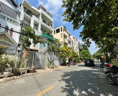 Mt đường 16m khu họ lê. dt:4x20m=80m2. 3 lầu. giá chỉ nhỉnh 10 tỷ