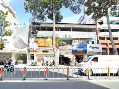 Ngang 20m 800m2 2 Tầng 95 Nguyễn Thị Minh Khai P.Bến Thành