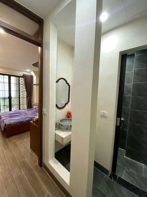nhà ngõ 149 trung kính 56m x 4T ô tô đỗ cửa giá 15tr