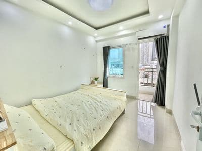 Cho thuê căn hộ 1n1k , ban công rộng ngay mỹ đình,nguyễn hoàng
