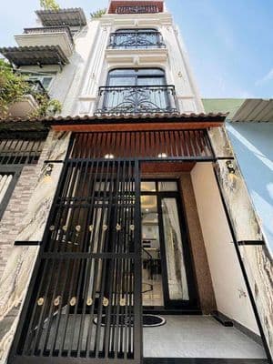 Nhà khu Phan Xích Long mới đẹp ngay sát bv Hoàn Mỹ ngay phố ẩm thực