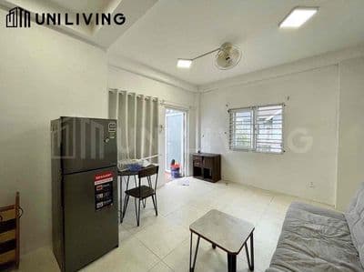 Cho thuê căn hộ 1 phòng ngủ có sân vườn lớn - full nội thất-gần cầu sg