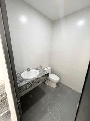 Cho thuê nhà mt đinh tiên hoàng, p.đa kao, q.1, 30tr.