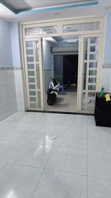 Cho thuê nhà mặt tiền nhánh Thới an 11 q12 106m 1lầu 6,5tr thương luon