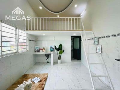 CHDV có gác TRỐNG SẴN thoáng mát và rộng rãi CHÍNH CHỦ CHO THUÊ