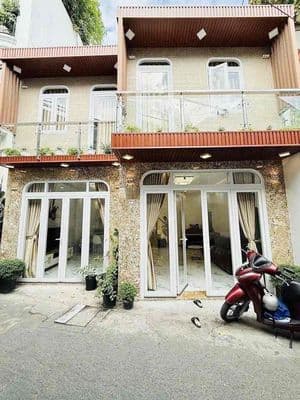 Hẻm xe hơi Tránh nhau Lê Văn Sỹ, 6.8x8m, 2 Tầng Tiện ở gđình 7.8 Tỷ