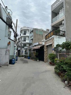 nhà hẻm xe hơi quay đầu