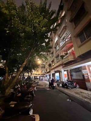 CC Lê Thị Riêng,Q.10, Chính chủ cần Bán gấp.