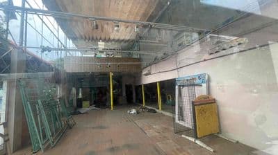Cho Thuê Nguyên Căn Mặt Bằng 10x18 Góc 2Mặt Tiền Đường 10m