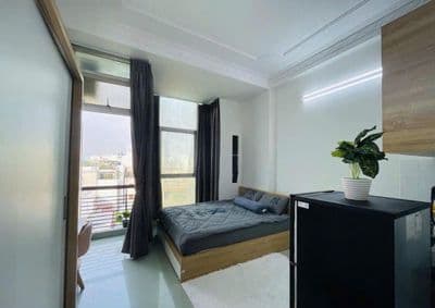 Cho thuê căn hộ studio_full nội thất_gần bách khoa_ban công