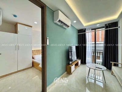 Bờ kè hoàng sa q1_ 1 ngủ 1 phòng khách bancol_máy giặt_ thang máy