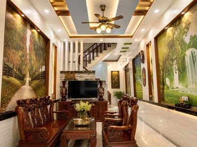 Hơn 7 đồng có ngay nhà 5 tầng cạnh th lê văn việt
