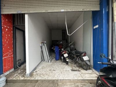 Cho thuê MB Hoàng Văn Thụ, P.4, Tân Bình, gần Bảy Hiền, DT 2.8mx9m.