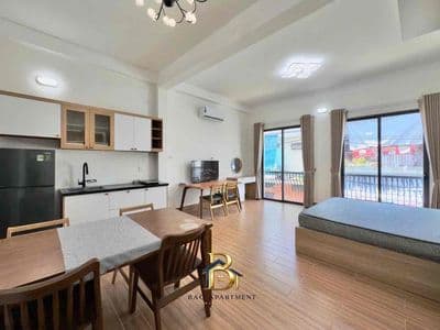 Thuê ngay studio ban công 35m2 tại Nơ Trang Long gần Chợ Bà Chiểu