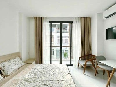 Full nội thất _ cửa sổ lớn đầy đủ tiện nghi _ chỉ cần vào là ở