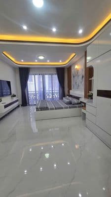 Giảm 400 triệu -5 tầng 2 mặt hẻm - trung tâm quận 3 - giá 10,4 tỷ