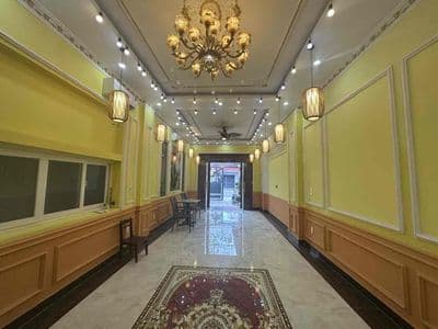 Cho THUÊ nhà nguyên căn 1T1L mặt tiền đường Trương Định gần ngay Vinco