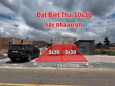 2 lô 10x30 lô xây biệt thự cự đẹp, đường nhựa 12m thông kdc hiện hữu