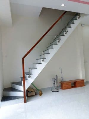 Bán nhà Hòa Lợi, Trệt + Lầu 3 PN, sổ hồng sẵn